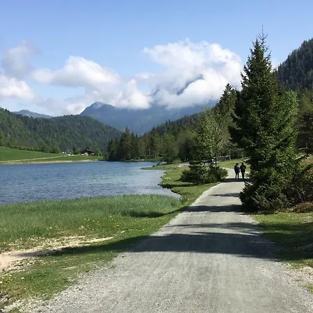 Bergwiesen Apartman *